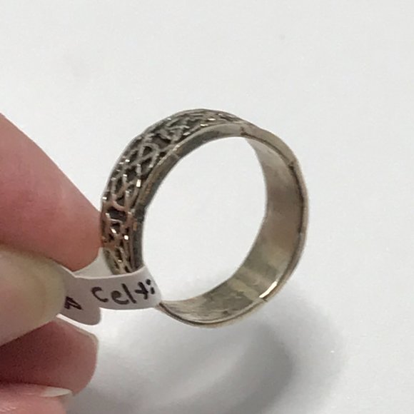 Sterling Silver Celtic Knot Ring, Size 9 1/2 - Picture 5 of 7